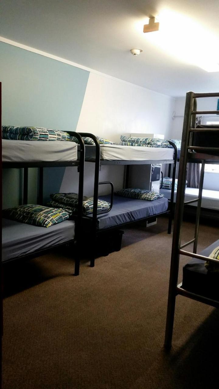 Loft 109 Backpackers Hostel Tauranga Extérieur photo